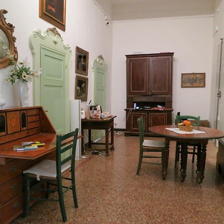 Casa Della Zia, Bologna By Short Holidays ภายนอก รูปภาพ